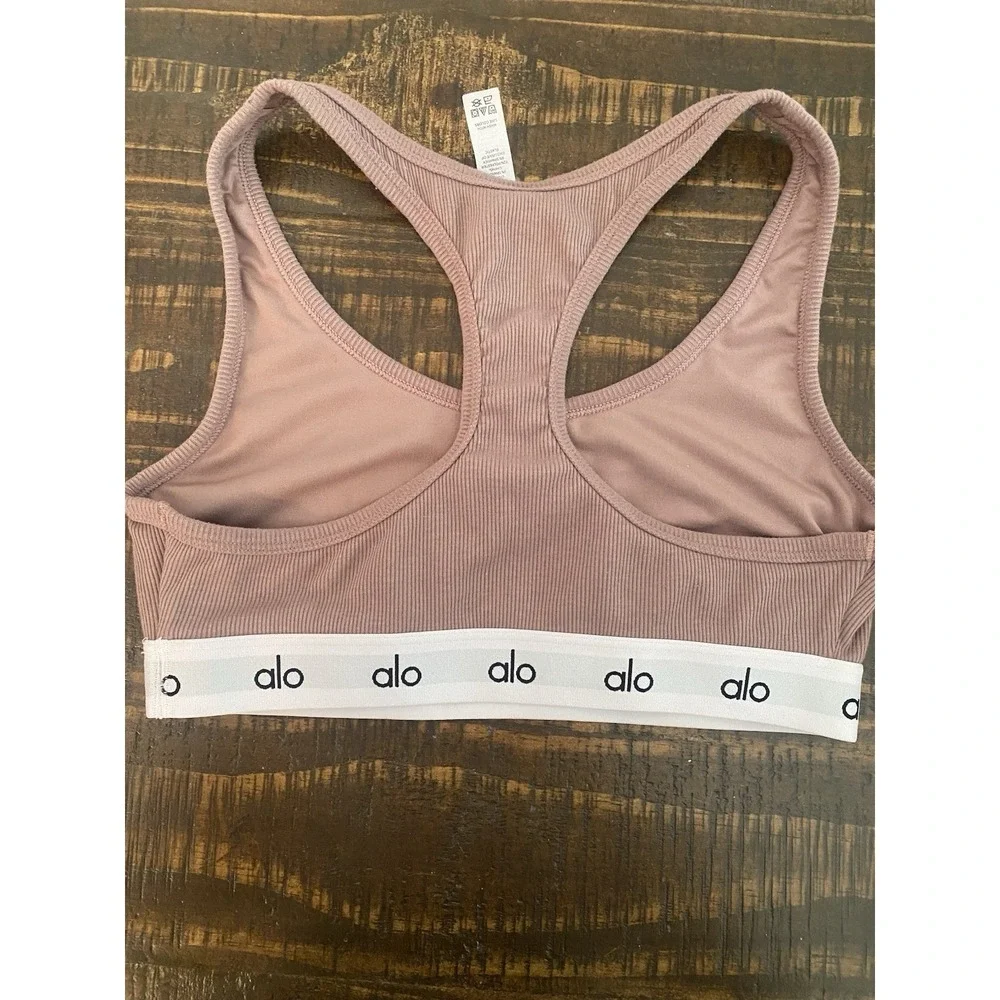 ALO Yoga Icon Ribbed Henley Bra Size Small Powder Pink NWOT